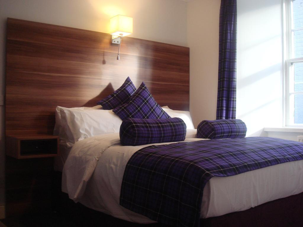 New Lomond Hotel Paisley Room photo
